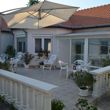 Henrietta - Violetta Apartman Hajdúszoboszló 외부 사진