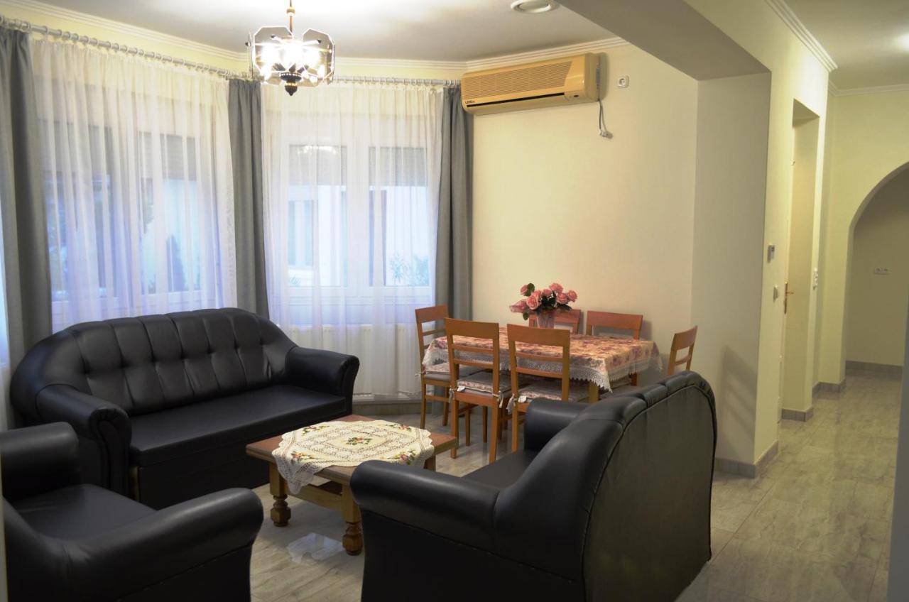 Henrietta - Violetta Apartman Hajdúszoboszló 외부 사진
