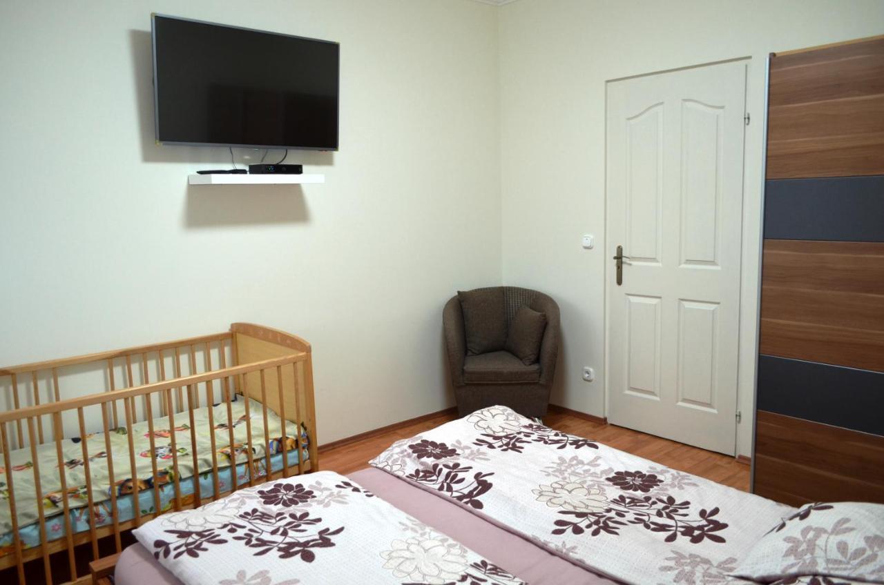 Henrietta - Violetta Apartman Hajdúszoboszló 외부 사진