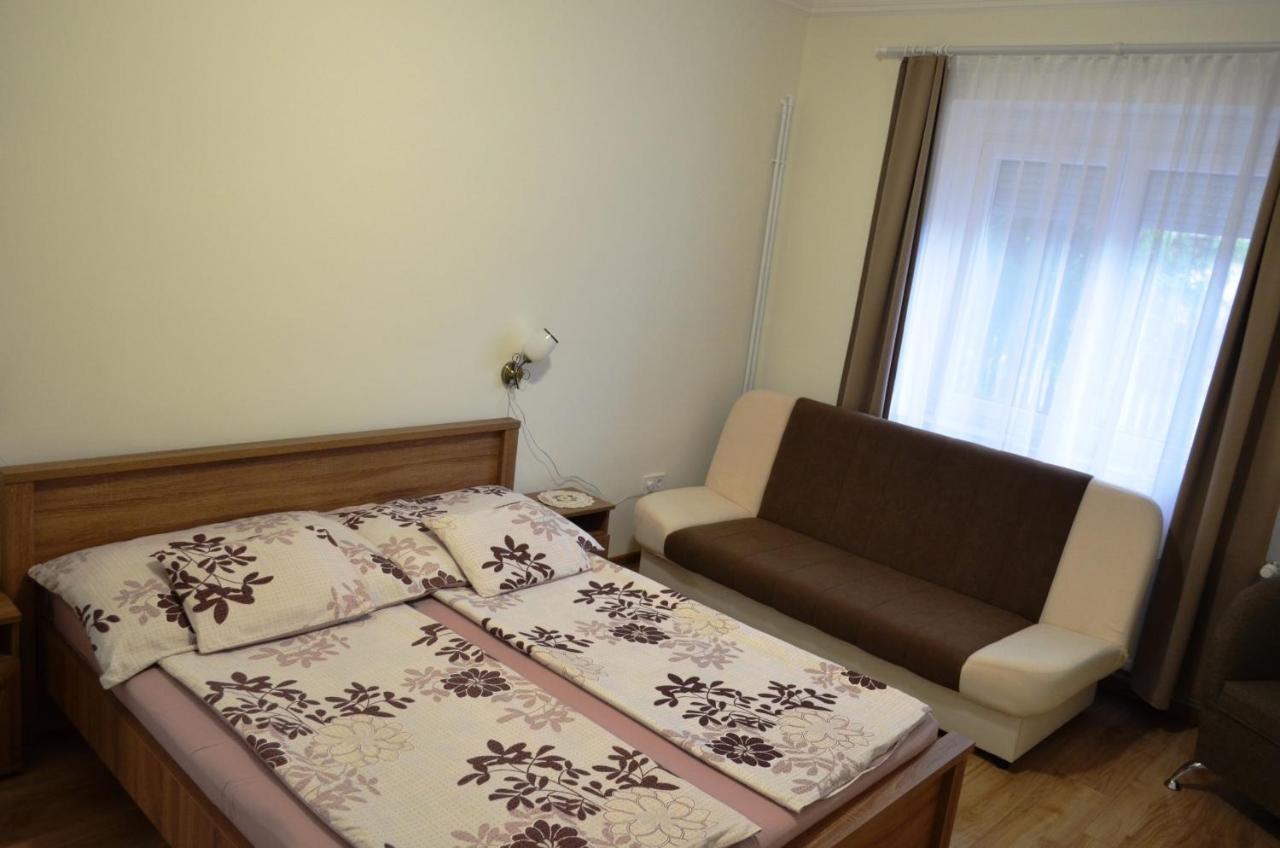 Henrietta - Violetta Apartman Hajdúszoboszló 외부 사진