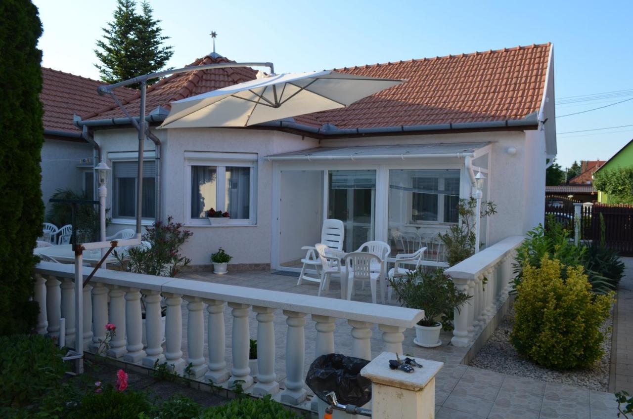 Henrietta - Violetta Apartman Hajdúszoboszló 외부 사진