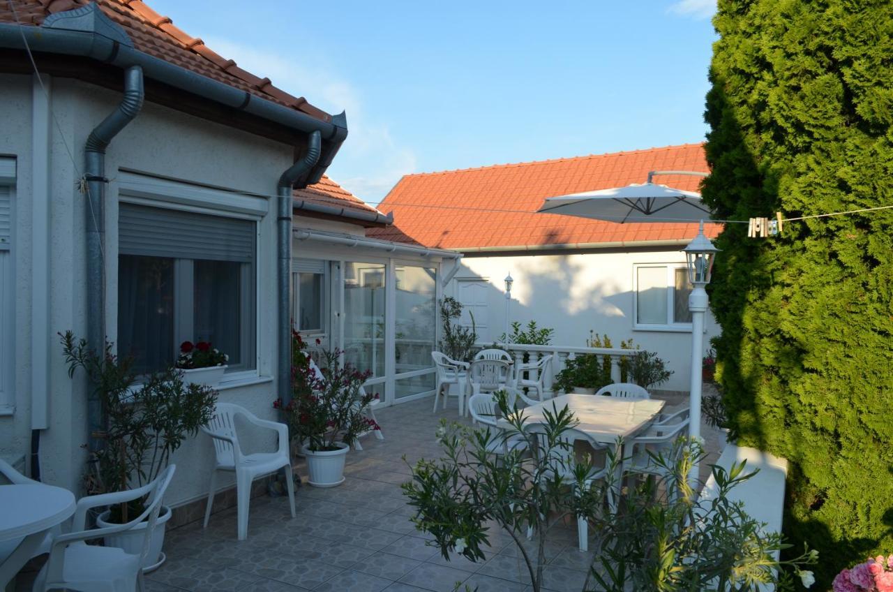 Henrietta - Violetta Apartman Hajdúszoboszló 외부 사진